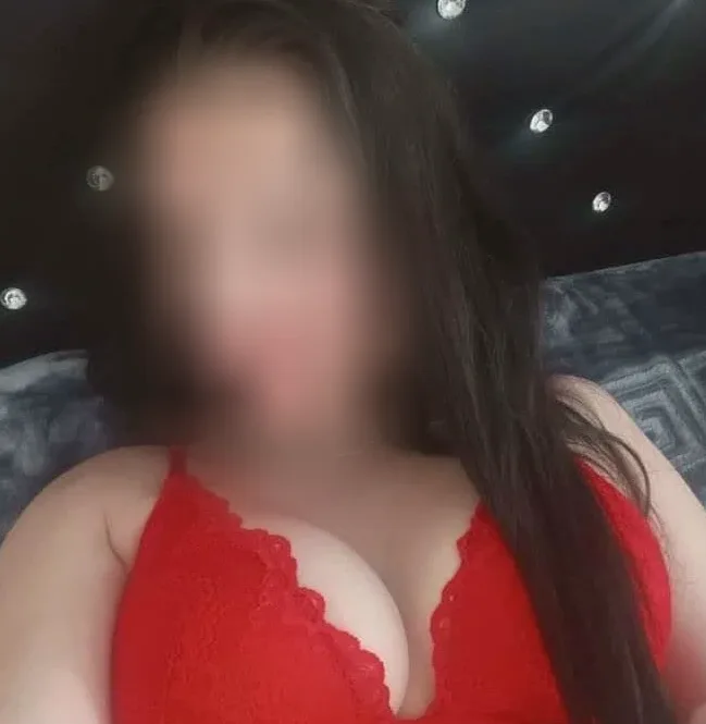 Rebecca, 35 anni