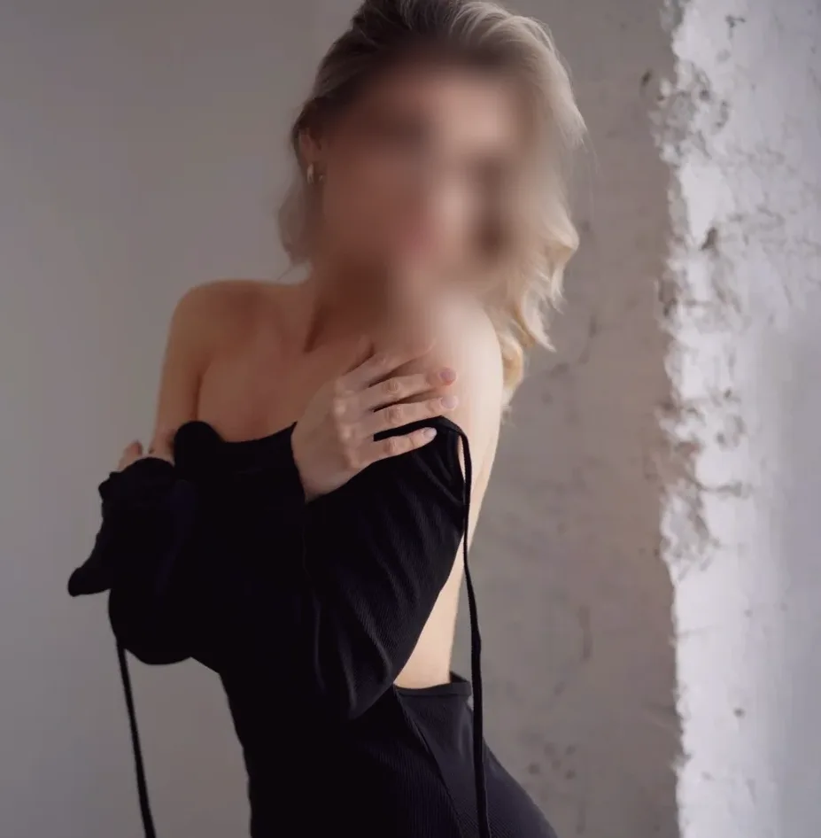 Rebecca, 25 anni